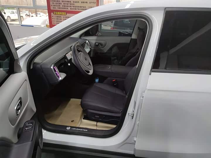 Фото 4 - Leapmotor B10