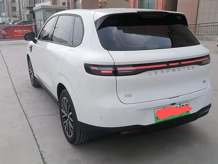 Фото 7 - Leapmotor B10