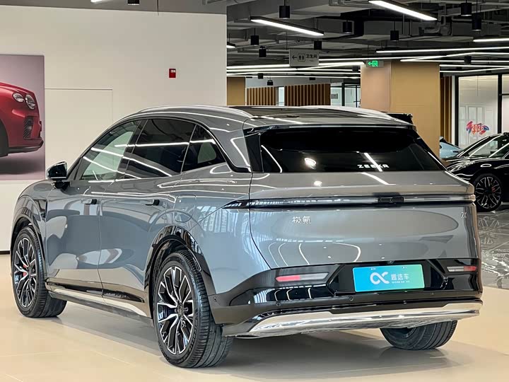 Фото 5 - Zeekr 7X