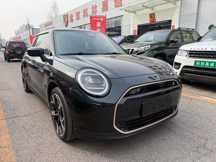 Фото 3 - Mini Cooper