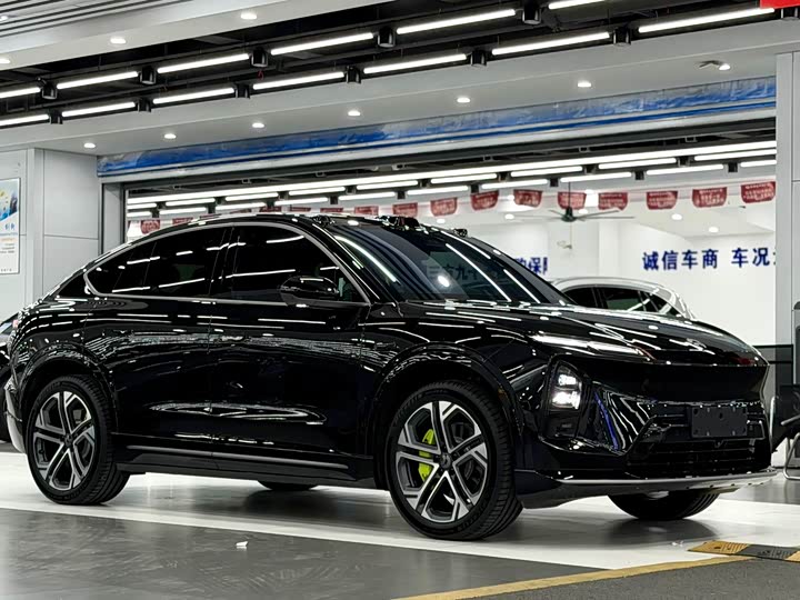 Фото 3 - Nio EC6