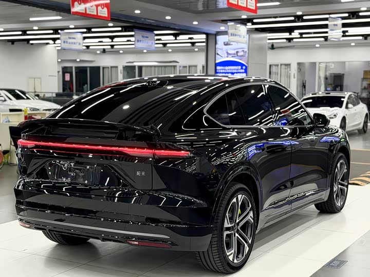 Фото 6 - Nio EC6