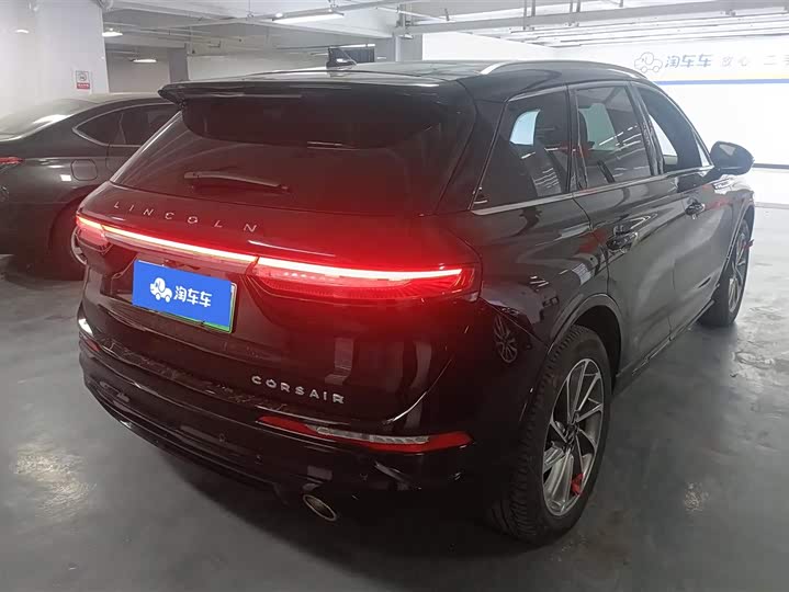 Фото 3 - Lincoln Corsair Hybrid