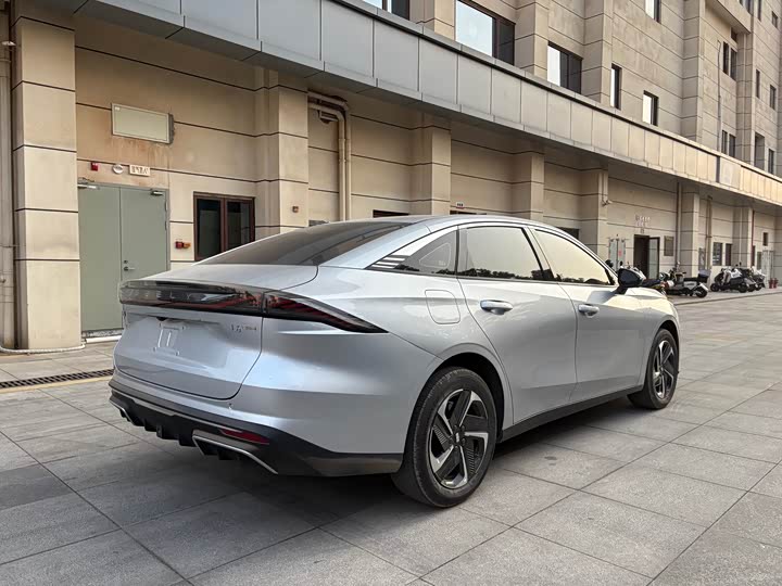 Фото 5 - Geely Galaxy L6