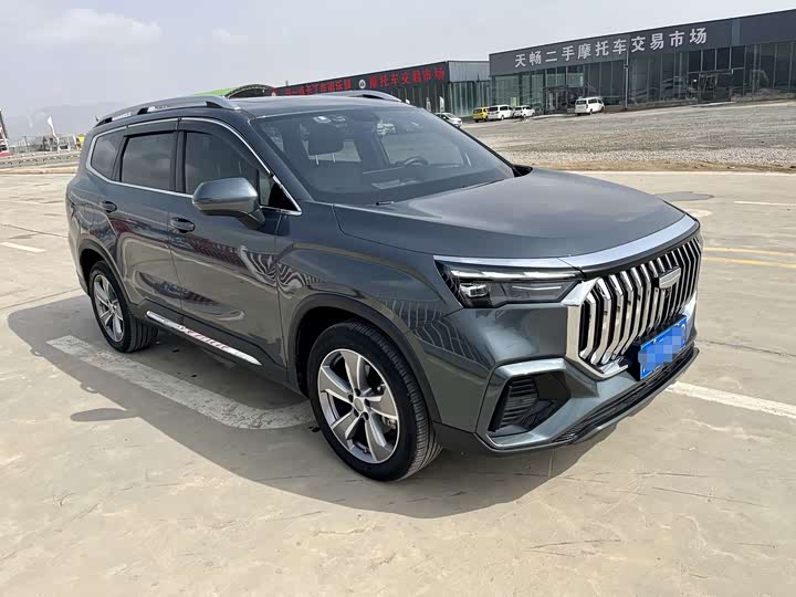 Фото 3 - Geely Okavango L