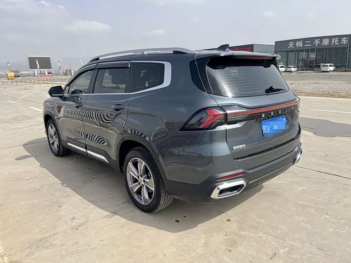 Фото 4 - Geely Okavango L