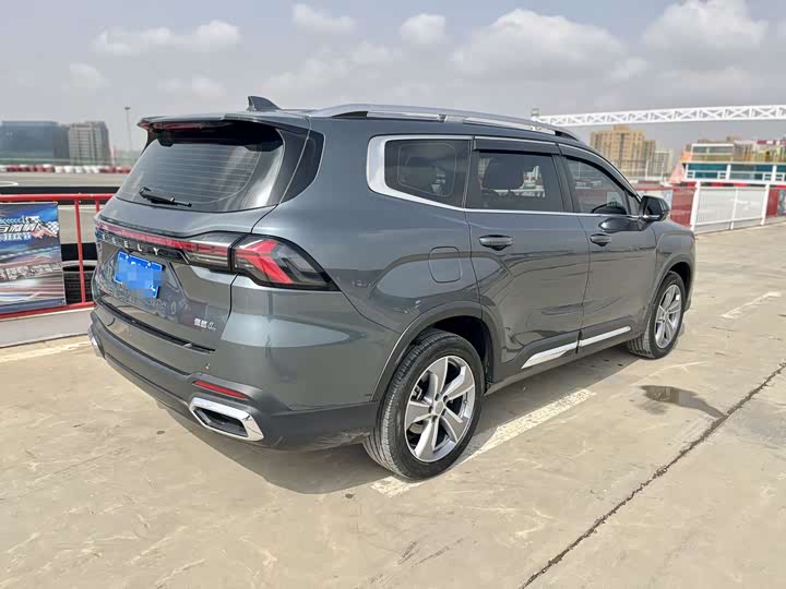 Фото 6 - Geely Okavango L