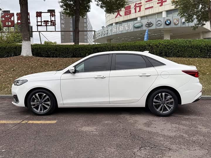 Фото 3 - Ford Escort