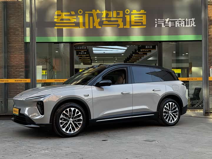 Фото 1 - Nio ES6