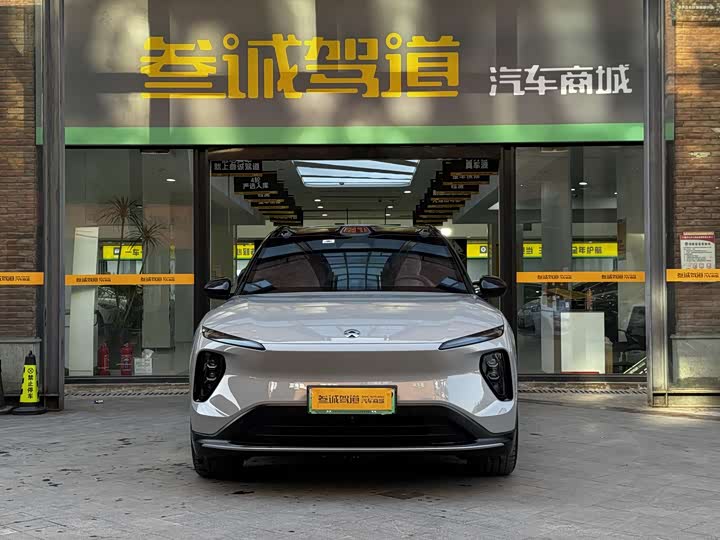 Фото 2 - Nio ES6