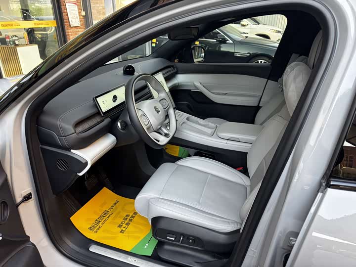 Фото 8 - Nio ES6