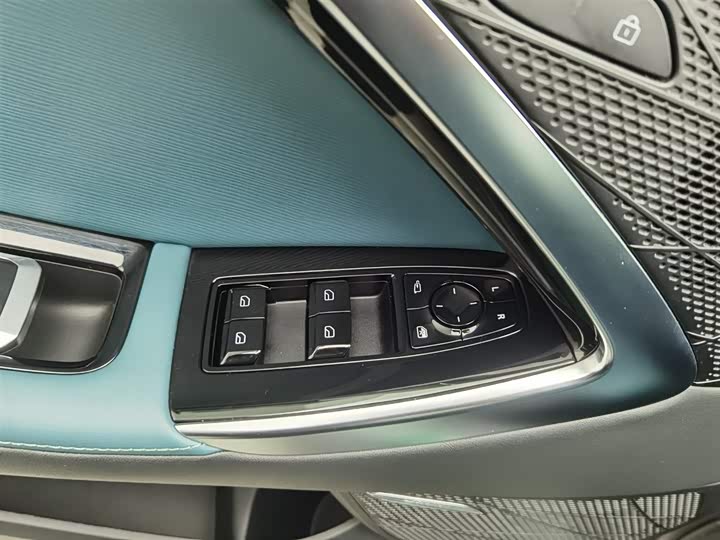 MG Motor 7 2025 2025款 1.5T 300 DCT优雅版