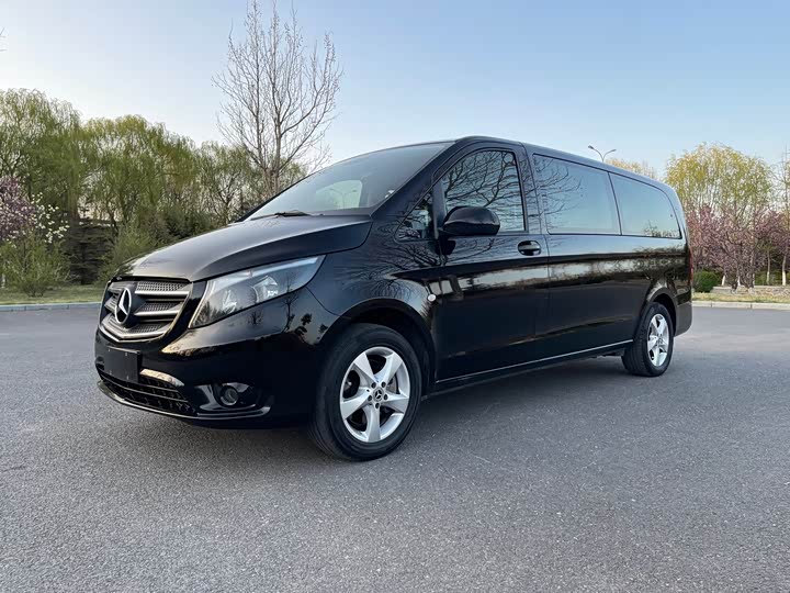 Photo 2 - Mercedes-Benz Vito