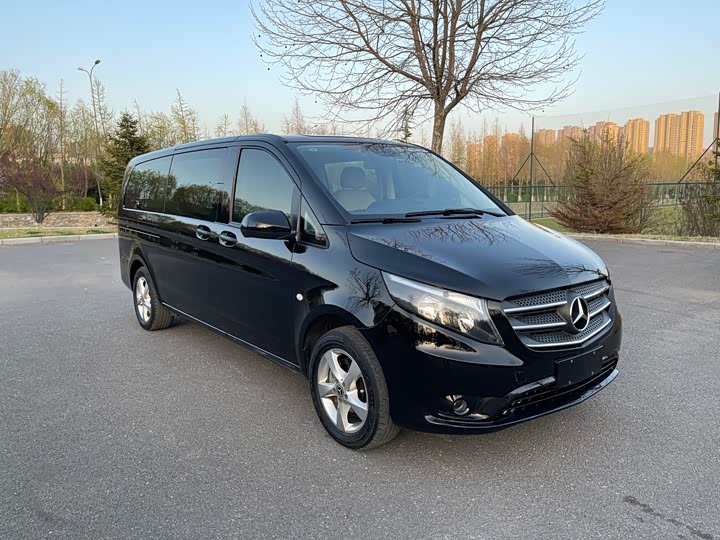 Photo 3 - Mercedes-Benz Vito