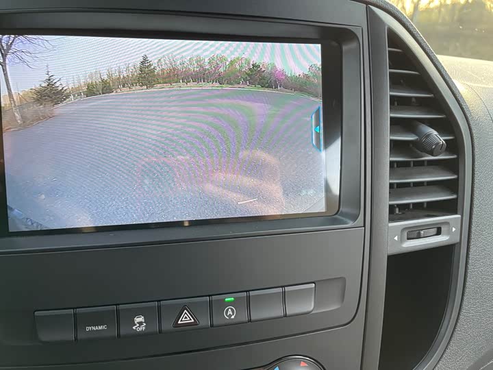 Photo 7 - Mercedes-Benz Vito