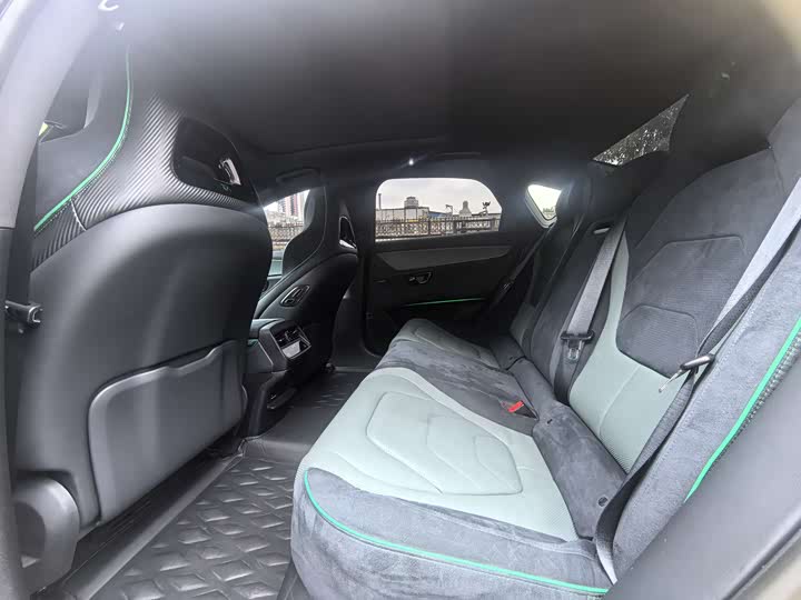 Фото 6 - BYD Han