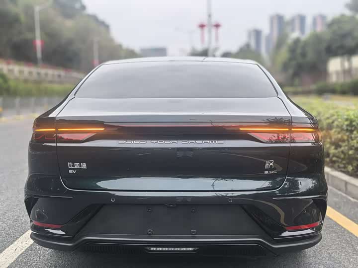 Фото 9 - BYD Han