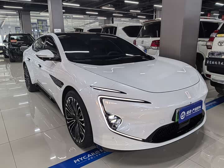 Фото 3 - Avatr 12