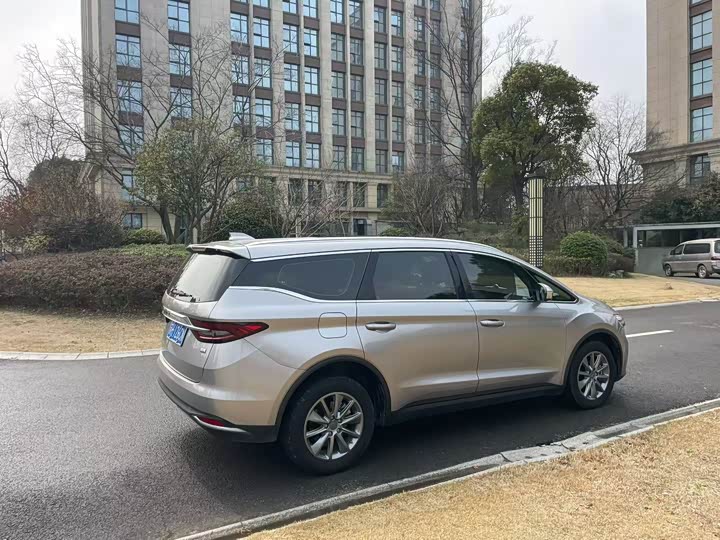 Photo 9 - Geely Jiaji