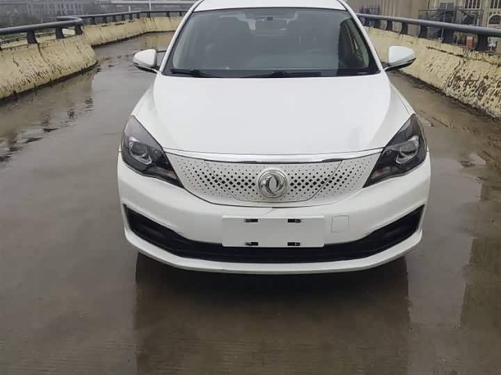 Photo 2 - Dongfeng Aeolus E70