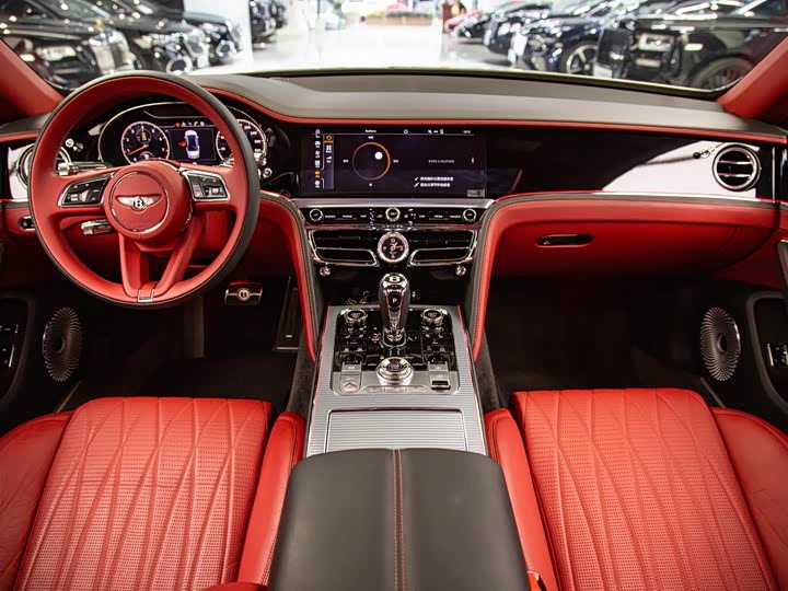 Фото 5 - Bentley Flying Spur