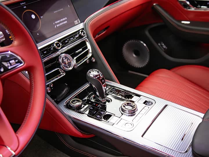 Фото 8 - Bentley Flying Spur