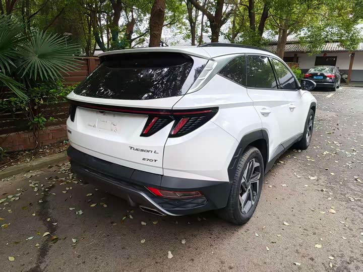 Фото 6 - Hyundai Tucson L