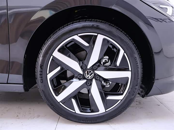 Photo 6 - Volkswagen Lamando L