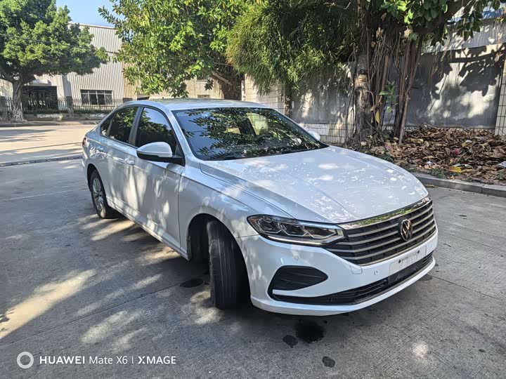 Фото 3 - Volkswagen Lavida