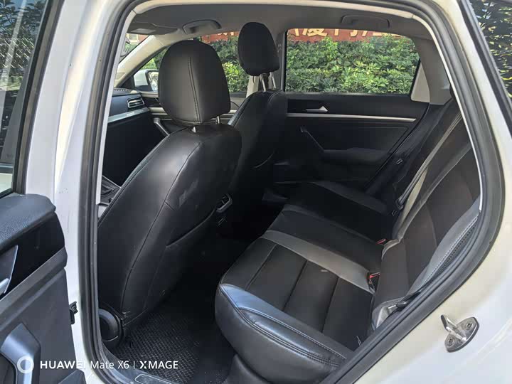 Фото 5 - Volkswagen Lavida