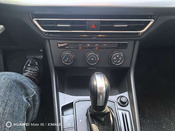 Фото 9 - Volkswagen Lavida