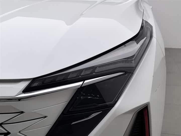 Фото 7 - Changan Oshan Z6