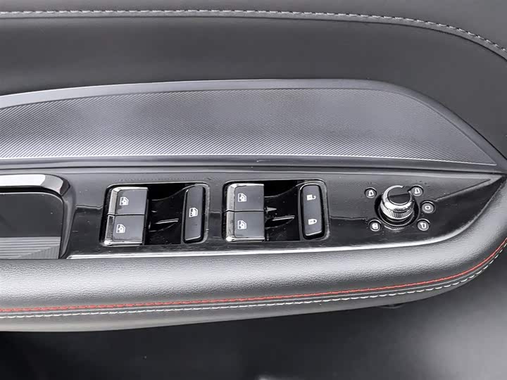 Фото 9 - Changan Oshan Z6