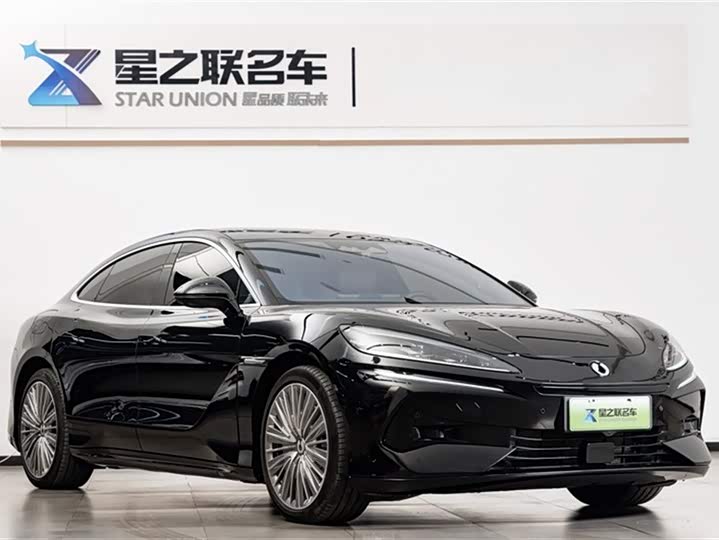 Фото 5 - Denza Z9