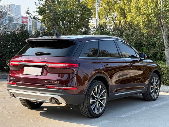 Фото 5 - Lincoln Corsair