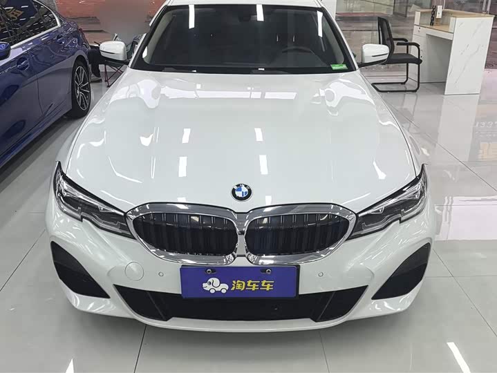 Photo 2 - BMW 3 Series