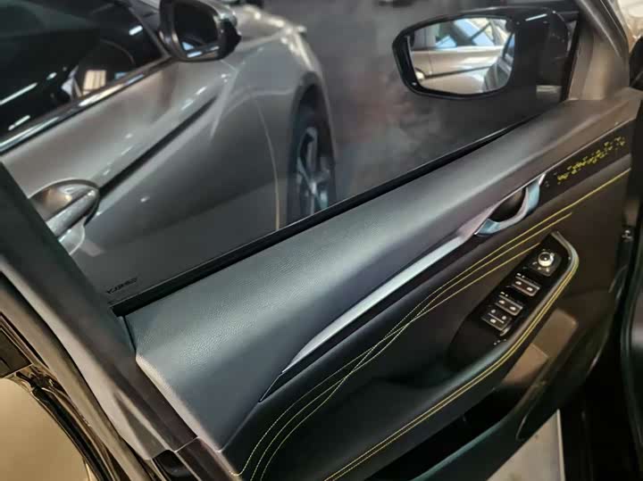 Фото 7 - Geely Preface