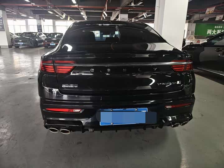 Фото 9 - Geely Preface