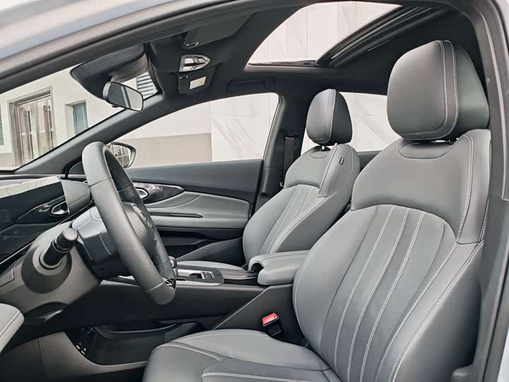 Фото 7 - GAC Trumpchi Empow R