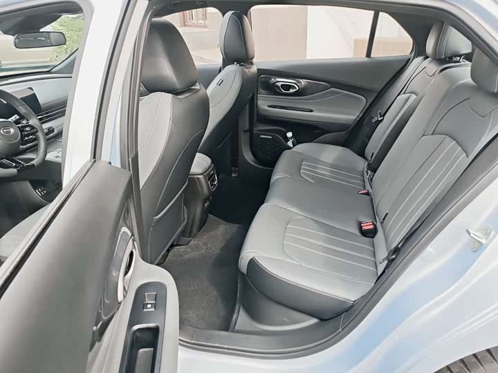 Фото 8 - GAC Trumpchi Empow R