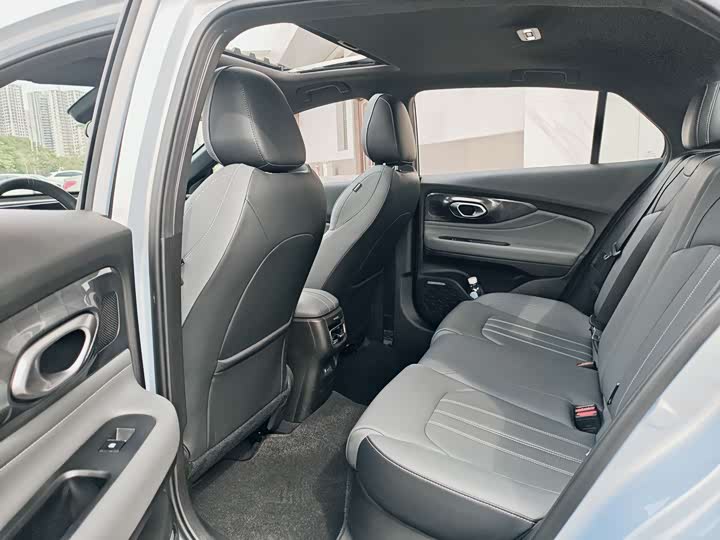 Фото 9 - GAC Trumpchi Empow R