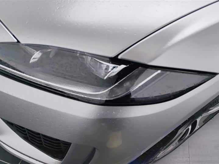 Фото 5 - Jaguar XE L