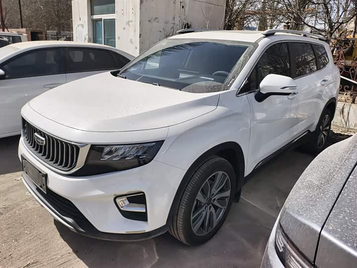 Фото 1 - Geely Okavango