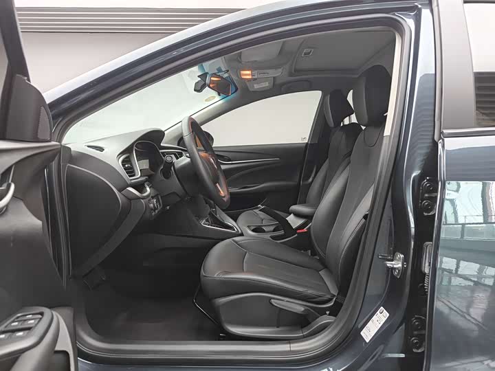 Photo 9 - Buick Excelle GT