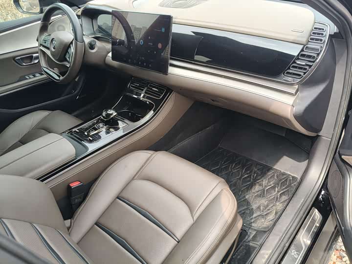 Фото 7 - BYD Han