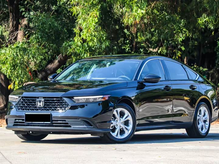 Фото 1 - Honda Accord