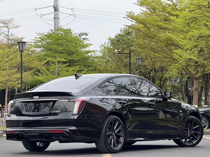 Photo 4 - Cadillac CT5