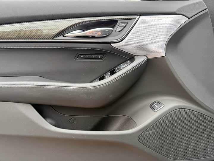 Photo 9 - Cadillac CT5