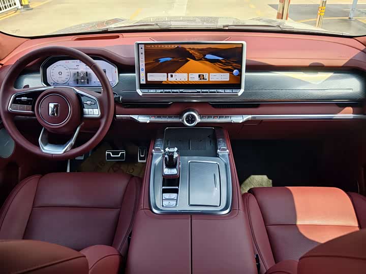 Photo 9 - Tank 700 Hybrid