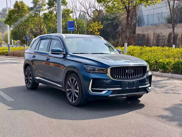 Фото 3 - Geely Monjaro